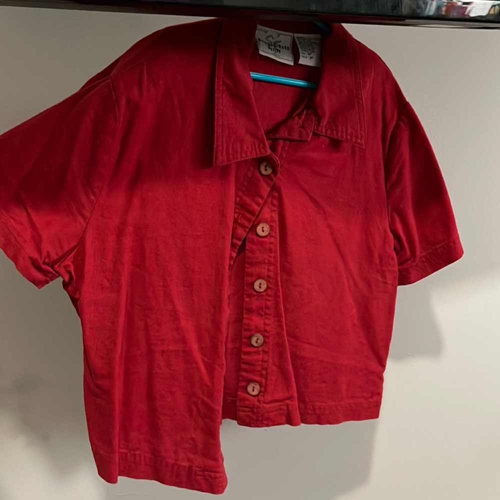 Red short sleeve crop top.